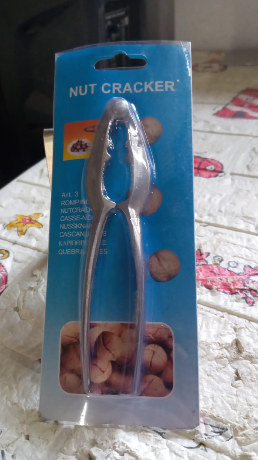 Luxury Stainless Walnut Cracker ? Portable Nut Cutter & Pliers