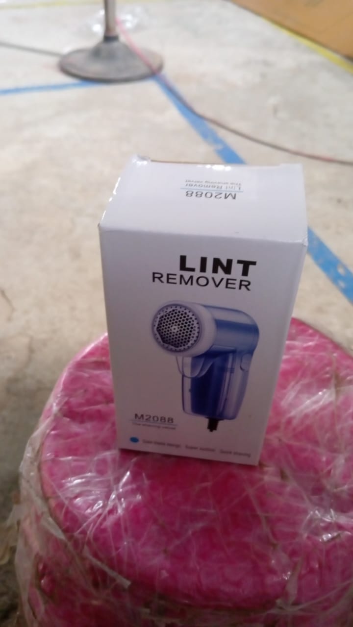 Creative Lint Remover ? Removes Lint from Woolens, Sweaters & Blankets (1 Pc)