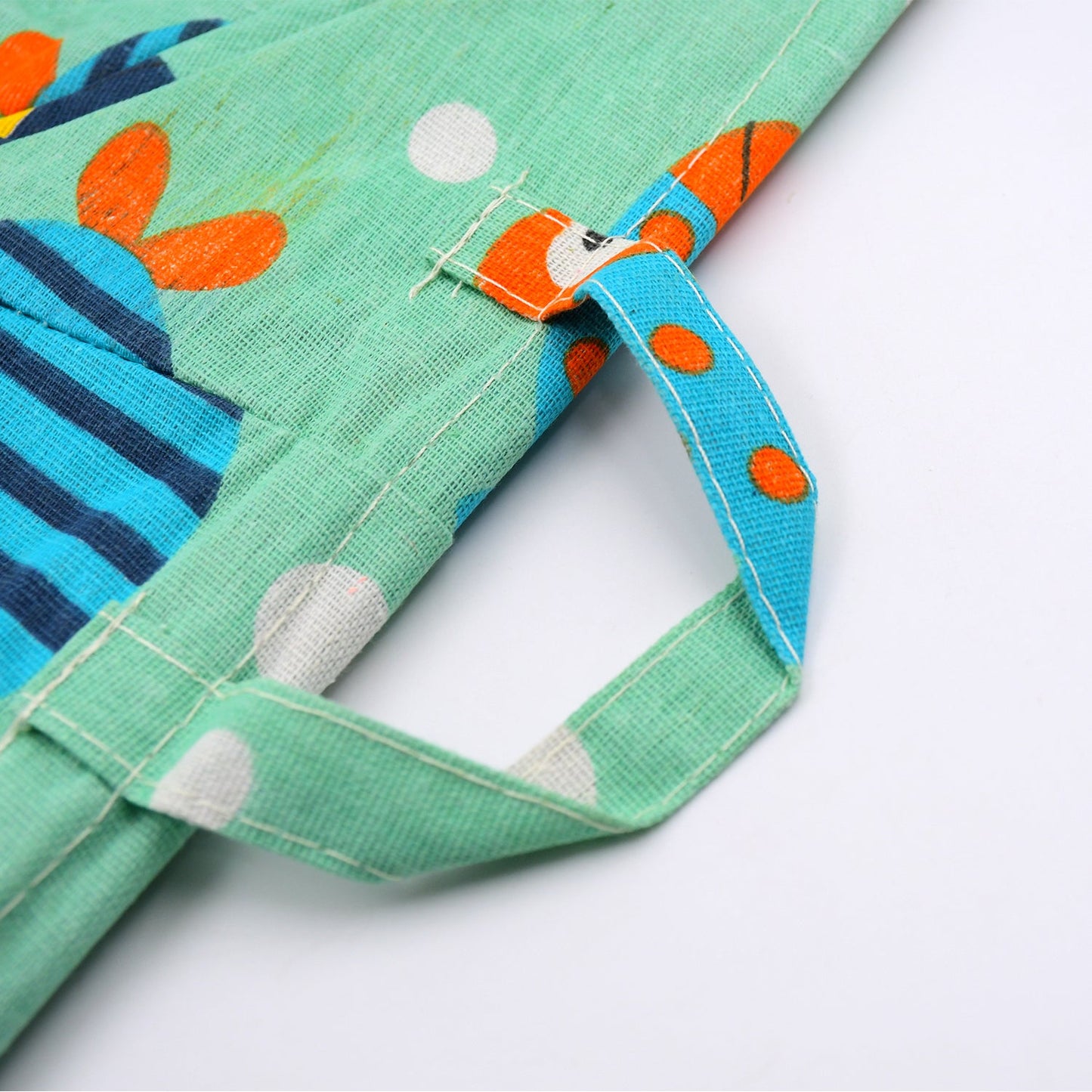 Foldable Storage Bag for Clothes, Blankets & Quilts ? Closet Organizer Box