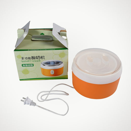Front view of Chefâs Embrace automatic electronic yogurt maker with 1L plastic container