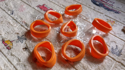 Silicone Luggage Wheel Covers ? Noise Reduction & Protection (8 Pcs)
