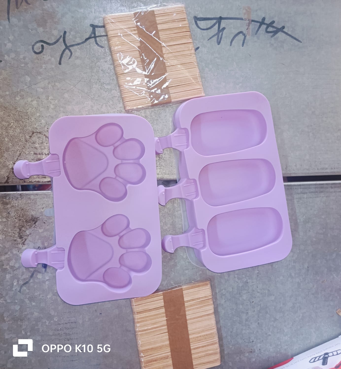 Silicone Sicle Molds ? DIY Ice Pops with Lids & 50 Sticks