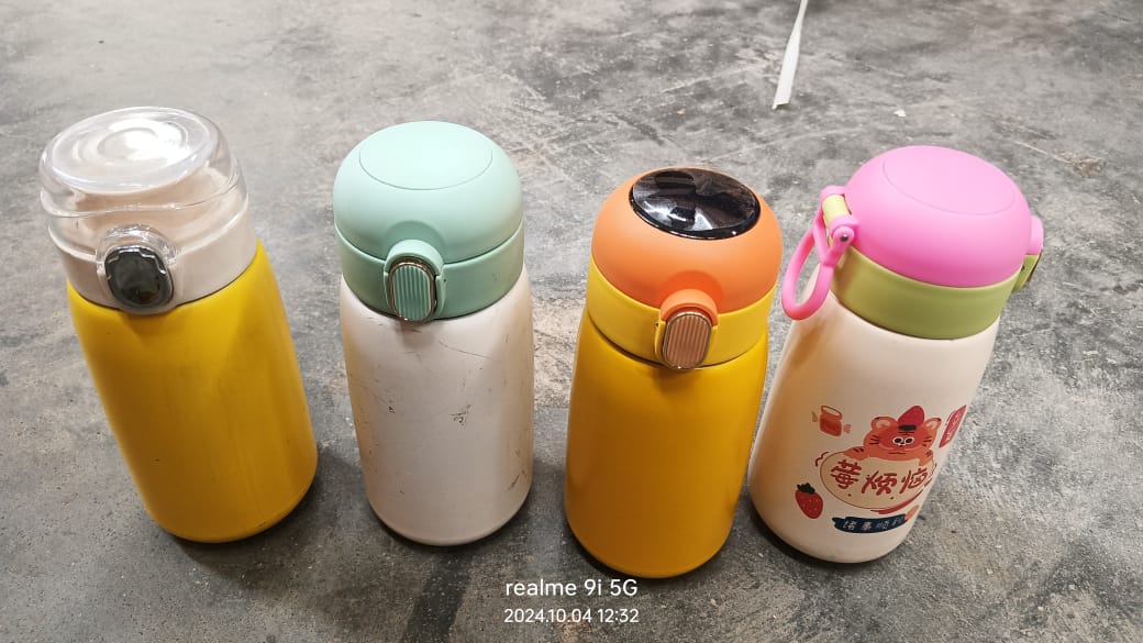 DuckÂ Stainless Steel Water Bottle (1 Pc / Mix Design)