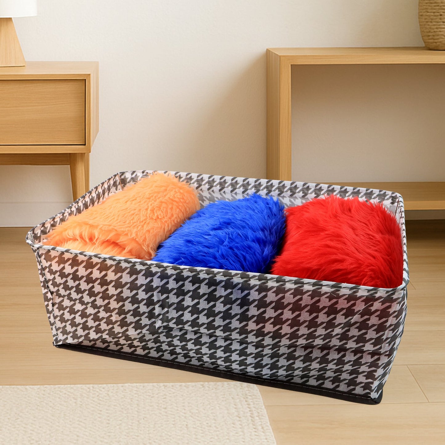 Cloth storage baskets, closet storage bins (42Ã28 Cm)