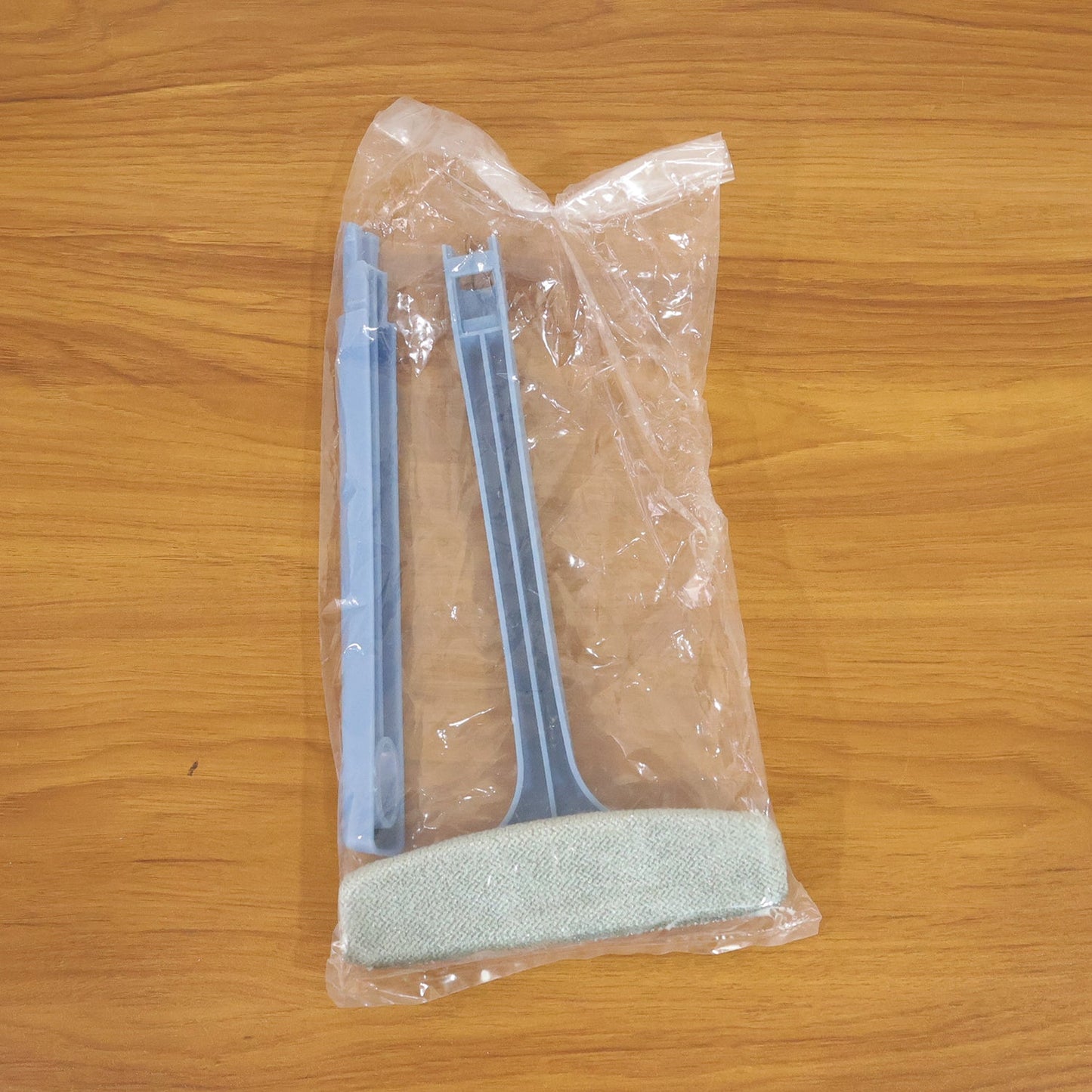 Window Mesh Cleaning Tool ? 3-in-1 Dusting Brush (1 Pc)