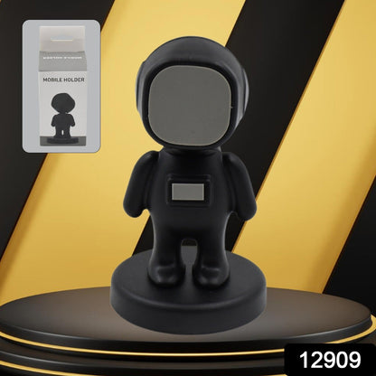 Cartoon Astronaut Magnetic Mobile Phone Holder ? 360Â° Rotating Car Mount (1 Pc)