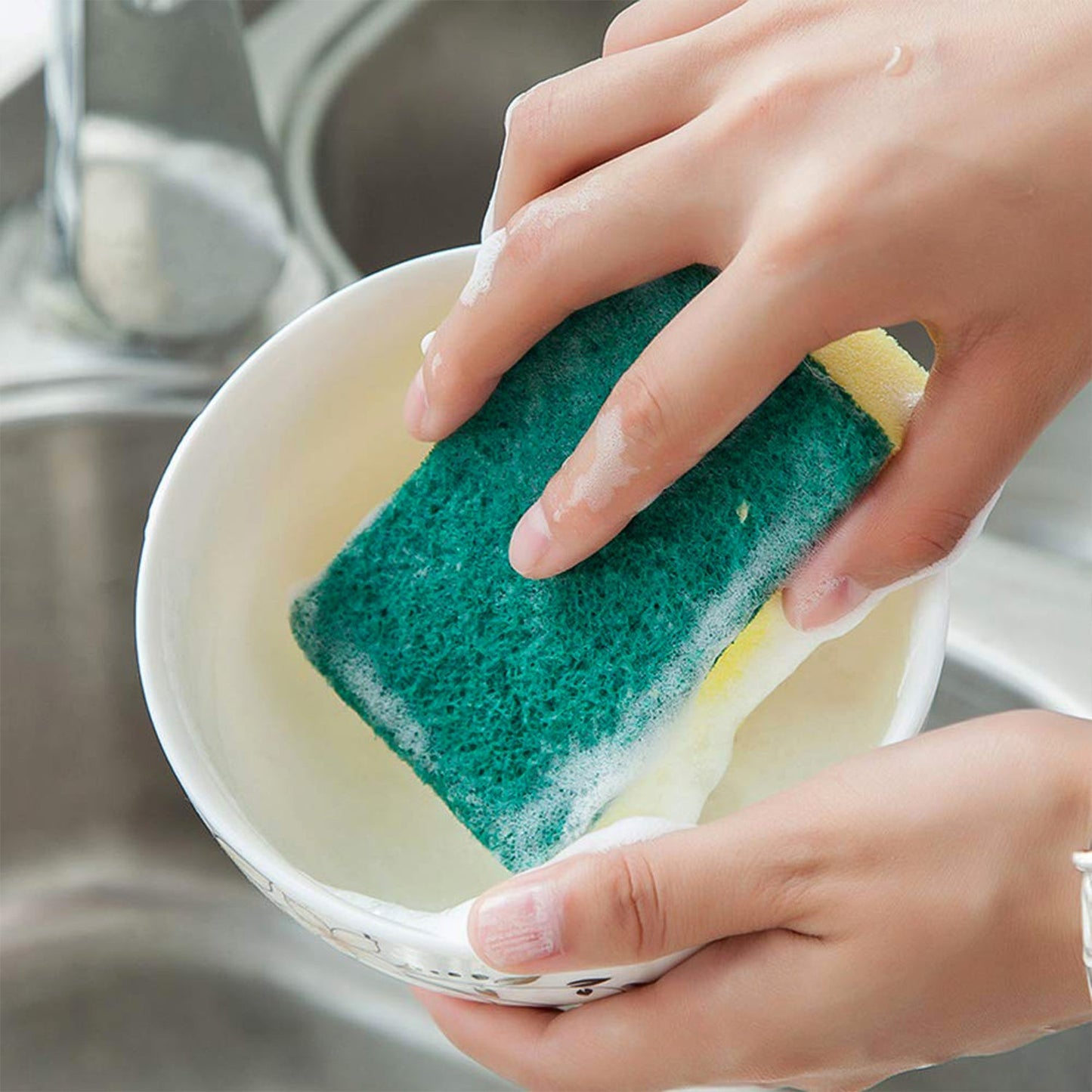2-in-1 Multi-Purpose Scrub Sponge ? Wear Resistant Dish & Furniture Cleaner (1 Pc)