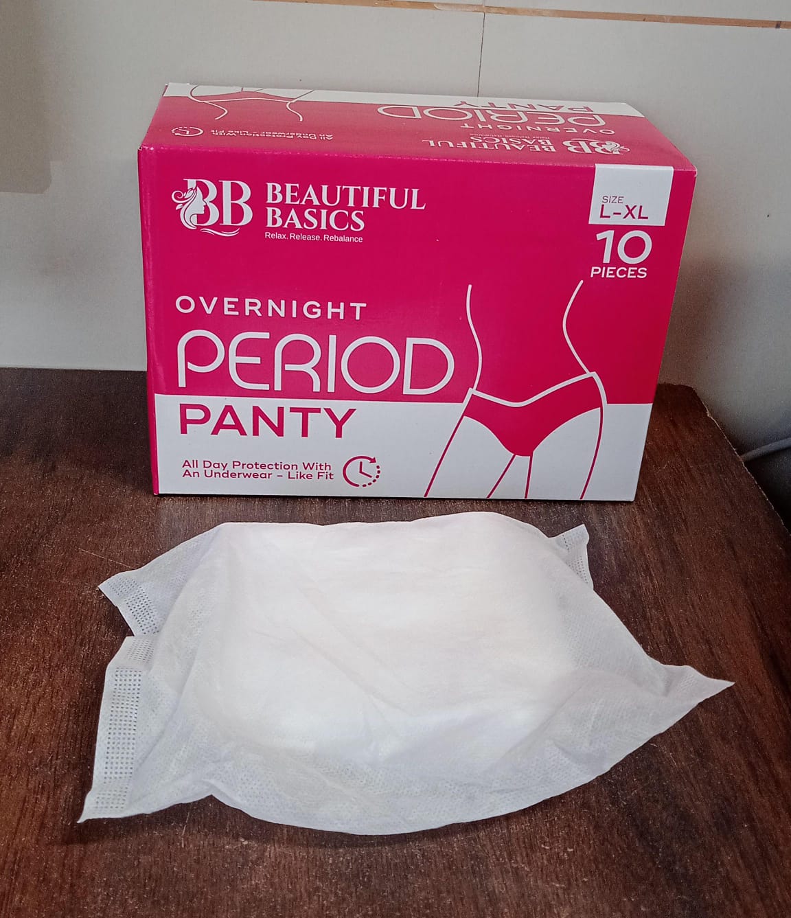 Women?s Emergency Travel Kit with Seamless Underwear Pantyliner  10 Pcs